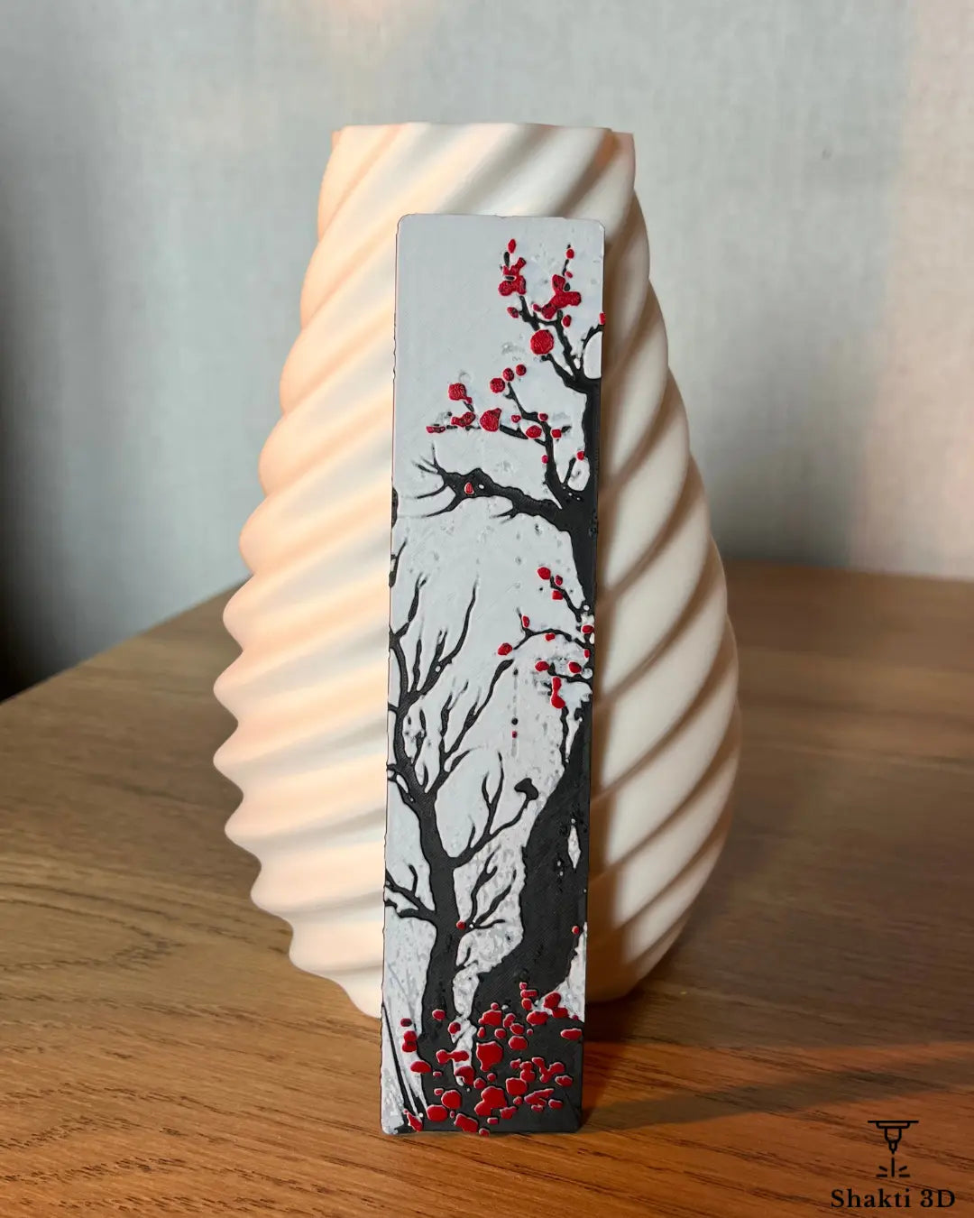 Lot vase torsadés & marque-pages Red Blossom SHAKTI 3D