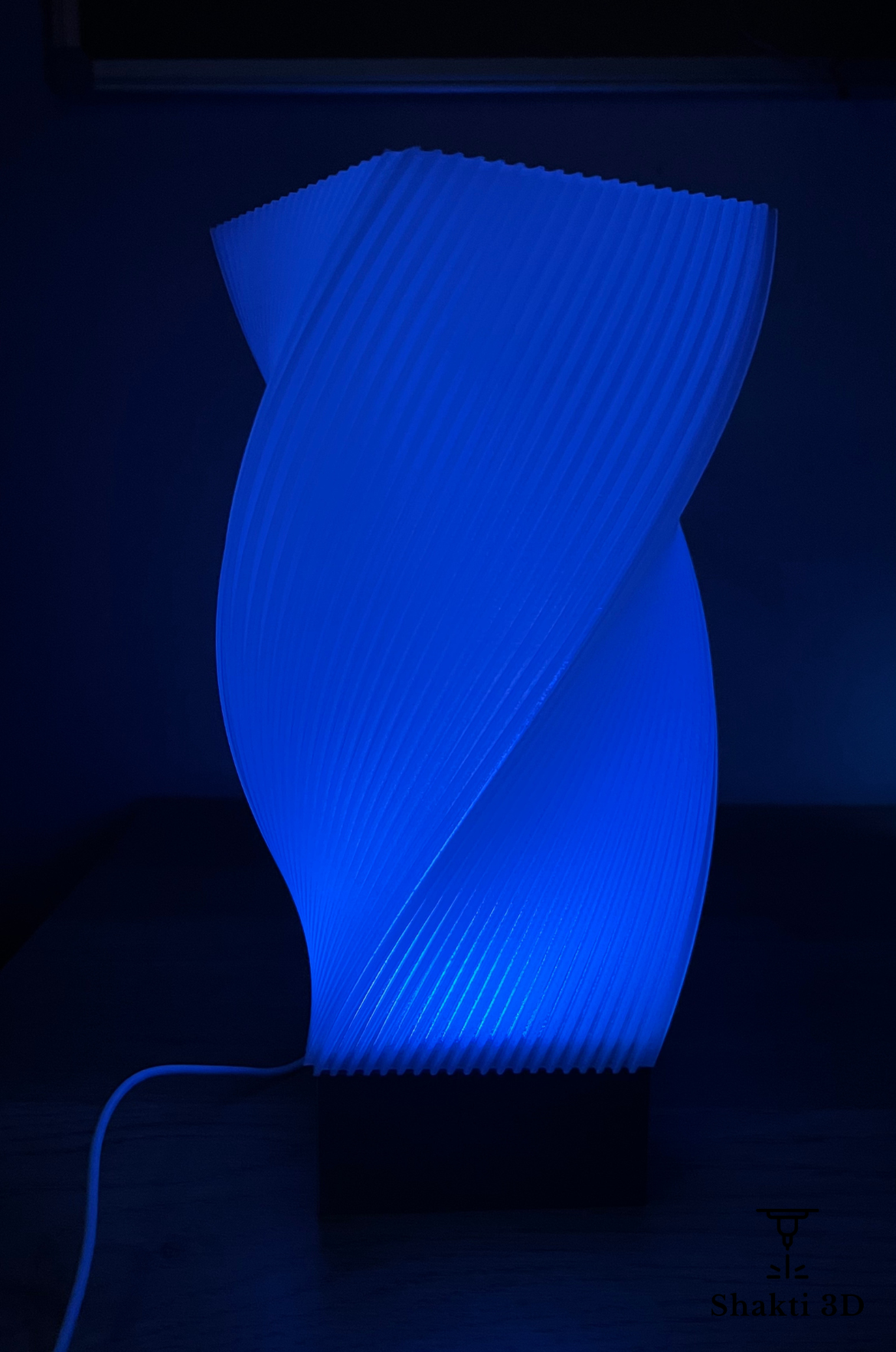 Shakti Light – Lampe design, personnalisable avec filtres de couleur