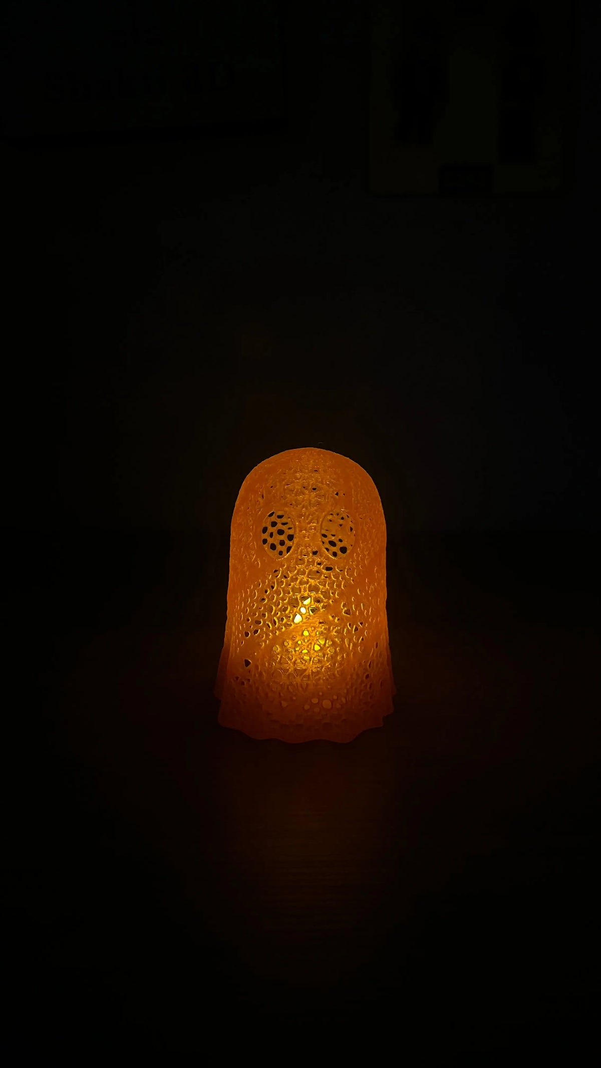 Fantômes lumineux d’Halloween
