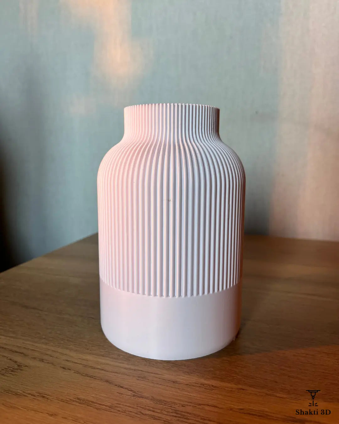 Vase Linéa – Design 3D Minimaliste & Raffiné SHAKTI 3D